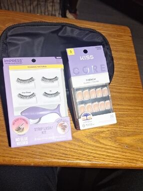 imPRESS Strip Lash Kit & KISS CORE French Press-On Nails - Lavender & Peach